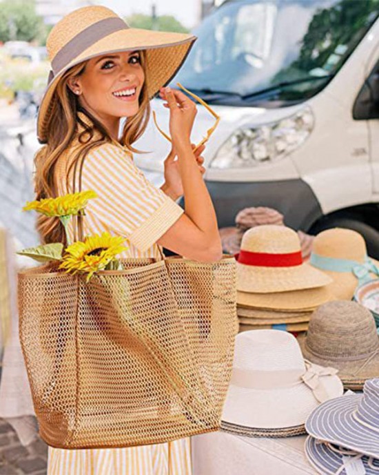 Ccross-border lettered cosmetic bag PVC large-capacity storage bag multifunctional portable toiletry bag. ZENITHWAVEG